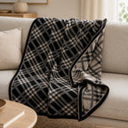 Axel knitted blanket – Black / Beige, lifestyle view